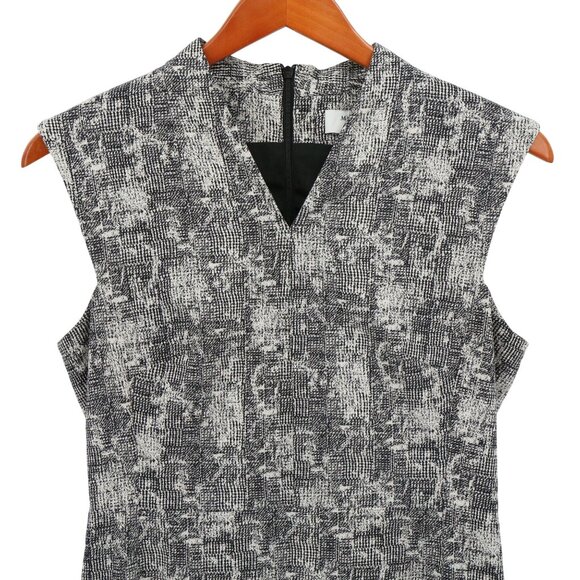 MM LaFleur The Aditi Dress Crackle Black White Sleeveless V-Neck 8 - Picture 5 of 7